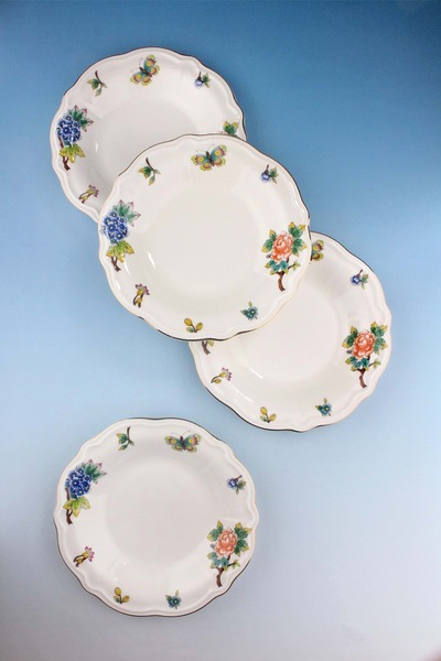 Bursa Porselen Dekor Flower Bouquet Gold Gilded 4 Pieces Porcelain Dinner Plates