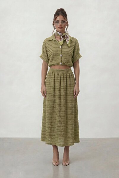 VAGGON Textured Crop and Midi Skirt Set