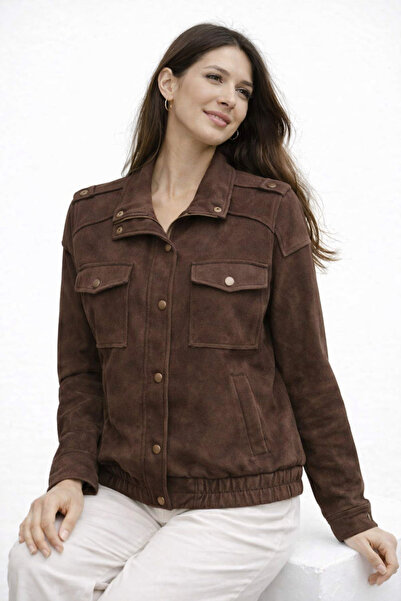 EGZOTİK ASORTİK سترة من جلد الغزال مع تفاصيل زر