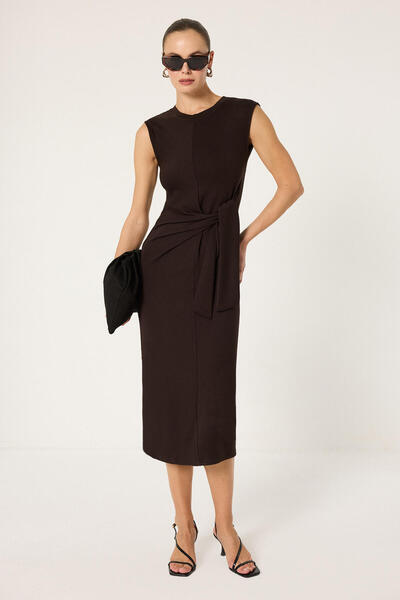 Touché Privé Tie Back Sleeveless Dress