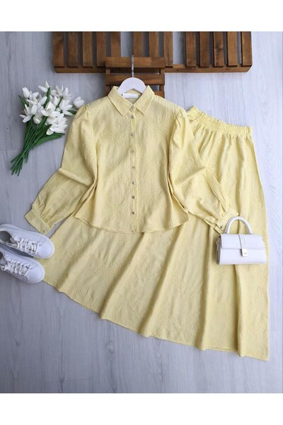 asyadabutik Women's Chirpy Colorful Self-Embroidered Jacquard Strawberry Fabr...