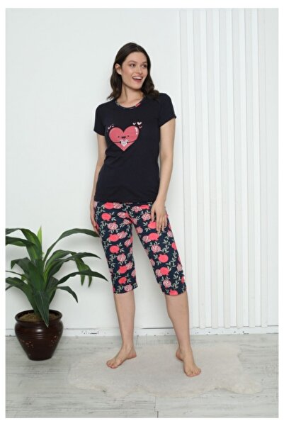Serena Women's cotton pajamas with "Heart" print, short sleeves and 3/4 pants...
