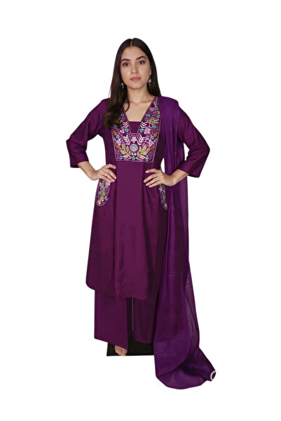 Generic Women's Salwar Kameez with Dupatta, Floral Embroidered, Indian Pakist...