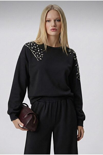 ANATOLIATEKSTILE Elegant Casual Women's 2-Piece Outfit – Applique Blouse + Ca...