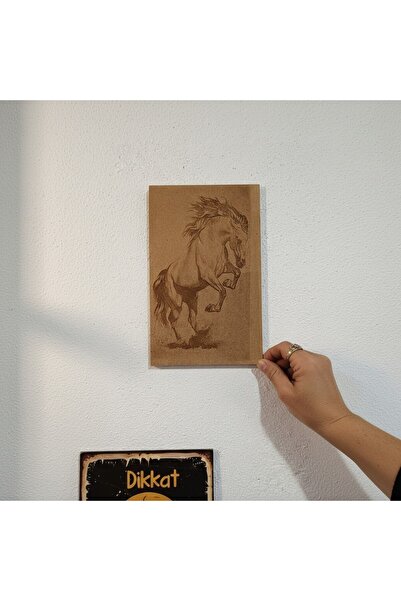 MİNAHOBİ Masă din lemn cu tematică Calul în galop