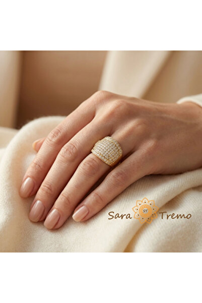 SaraTremo Power of Elegance Ring – 14K Gold Plated Ring with Zirconia