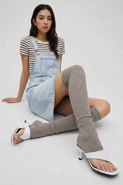 COTENCONCEPT بنطلون رفيع بدون أكمام من القطن المخلوط فوق الركبة