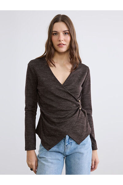 LC Waikiki Double-Breasted Collar Metal Buckle Gathered Blouse