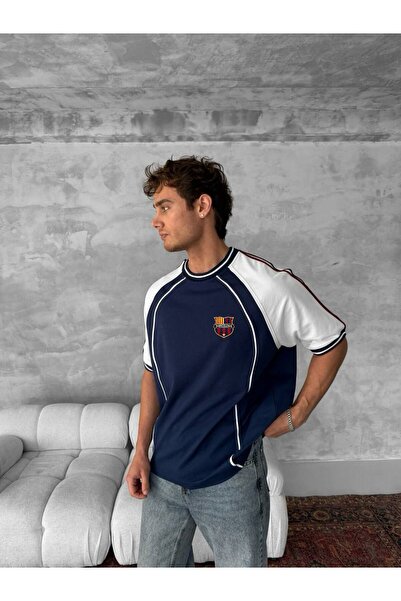 KUN SPORTSWEAR Vintage Retro Nostalgia Barca Inspired Oversized Street T-Shir...