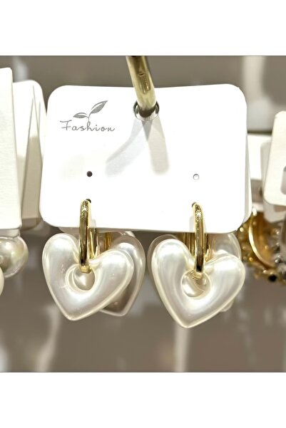 GLOW ACCESSORIES BAE أقراط على شكل قلب من الفولاذ المقاوم للصدأ مرصعة باللؤلؤ