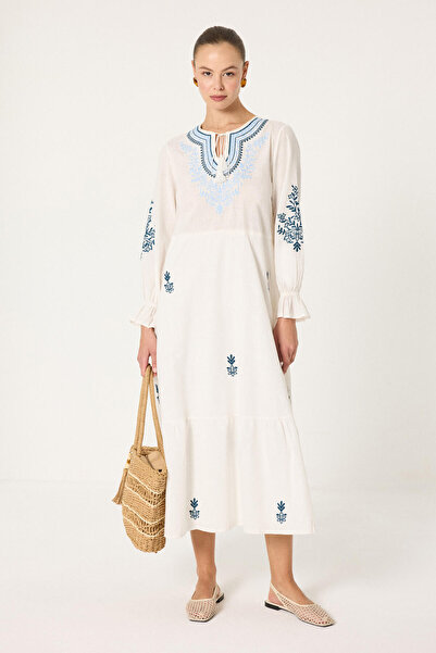 Touché Privé Embroidered Ethnic Dress