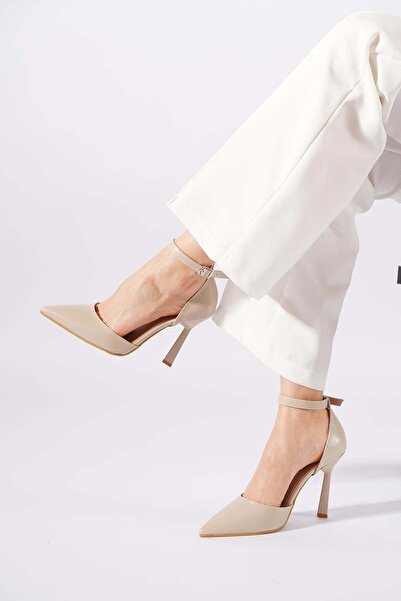 Moda Pie Esteber Karnıyarık Flat γυναικεία παπούτσια με τακούνι σε μπεζ χρώμα