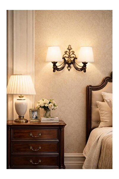 DEDE قبعة كادينا ذات الأكمام المزدوجة بلون كريمي مع طلاء عتيق