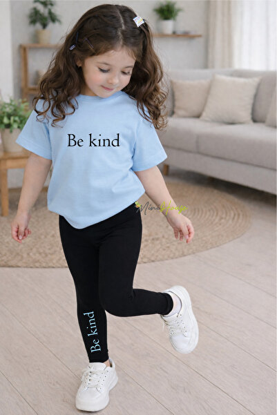 MiniHouse Budite ljubazni SET GORNOG I DONJEG DELA T-SHIRT I LEGGINGS SA TISKOM