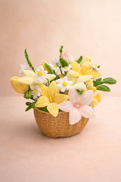 Bee Flower Shop Şönil Bahar Çiçekleri Sarı Pudra – Hasır Sepet
