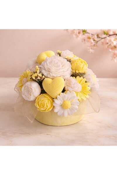 victiny Aranjament floral din 11 flori de ceara de soia parfumata si din flor...