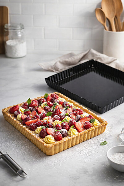 Neskuk Square Tart Mold 21X21 Non-Stick Removable Base Professional Tart Tray