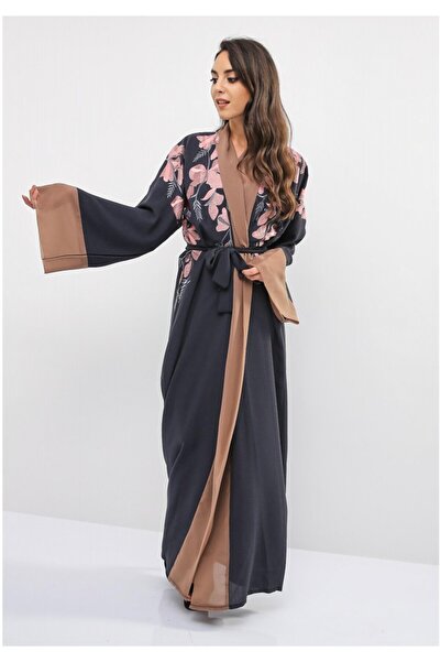 Bousni Modern Bisht Style Embroidered Abaya with Trimmings