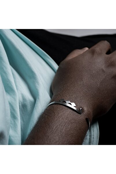 HUROOFY Letter Th (Th) Bracelet in Silver Color