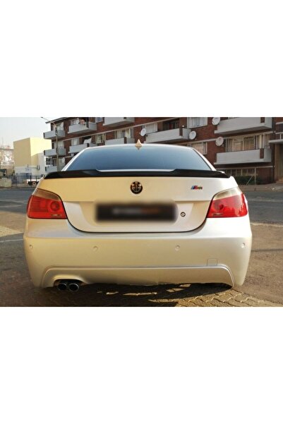 Aftermarket Spoiler buza din ABS negru lucios stil M4 pentru BMW E60