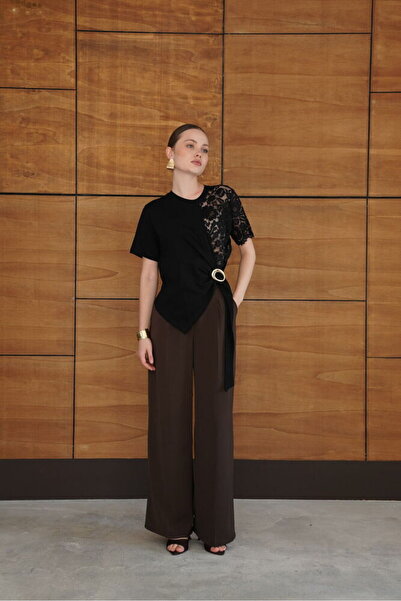 VERYMODA D2964 تي شيرت بتفاصيل دانتيل وقصة على شكل حرف V - أسود |   D2964