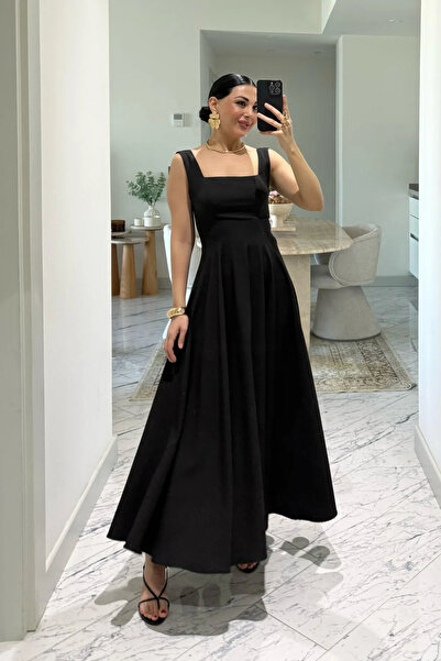 MOZENA Strappy Square Neck Tie Back Füsun Dress