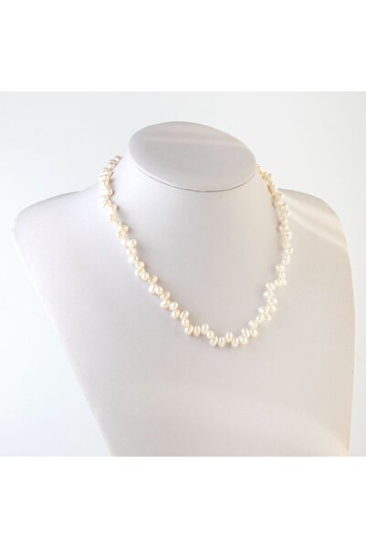 LARIS ART AND DECORATION Cultured pearl necklace