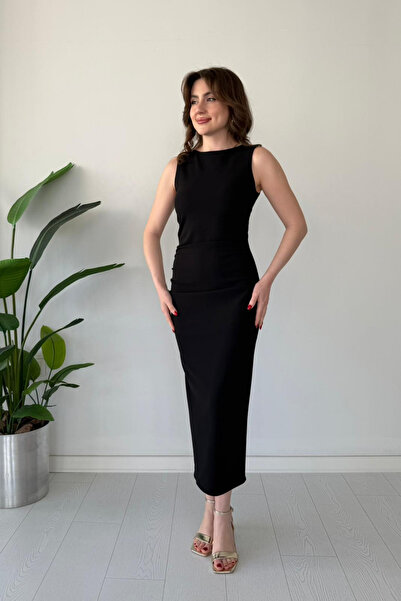 MOZENA Zero Sleeve Drape Detailed Midi Crepe Dress with Slit on the Back