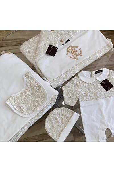 Baby طقم مواليد راقي وانيق ذهبي محايد للجنسين