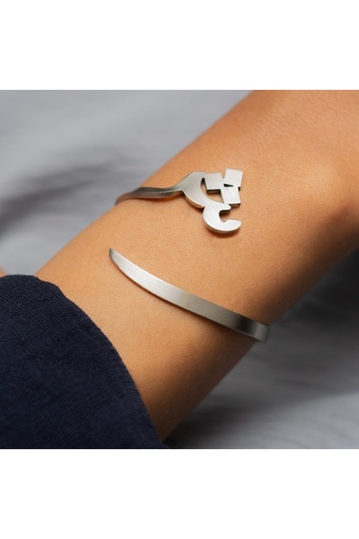 HUROOFY Shin Letter Bracelet (Sh)