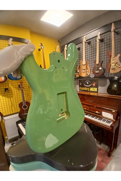 PUANDORG Stratocaster YEŞİL Elektro Gitar Gövdesi HSH/HSS (Montaj delikleri hazır)