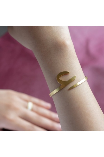 HUROOFY Eye Letter Bracelet (U)