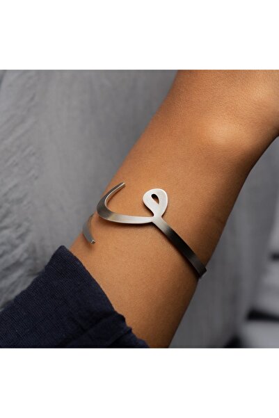 HUROOFY Waw (and) Letter Bracelet