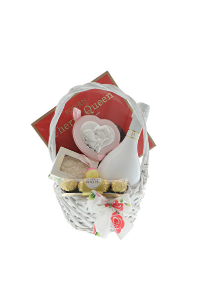 GiftExpress Easter Gift Basket Harmony in Family
