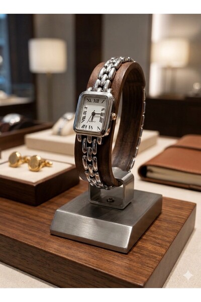 Ricardo Saat Stylish Design Women's Watch