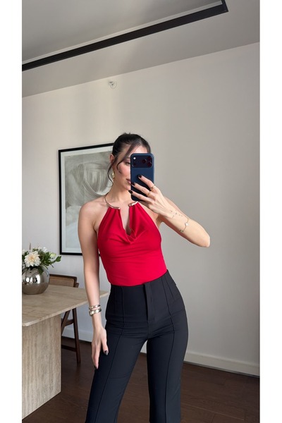 sinemkivanc co BODY cu accesorii inelare aurii