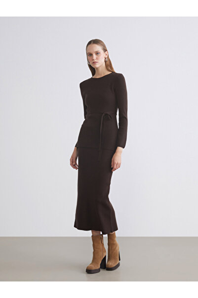 LC Waikiki Elastic Waist Slit Detail Knitwear Skirt