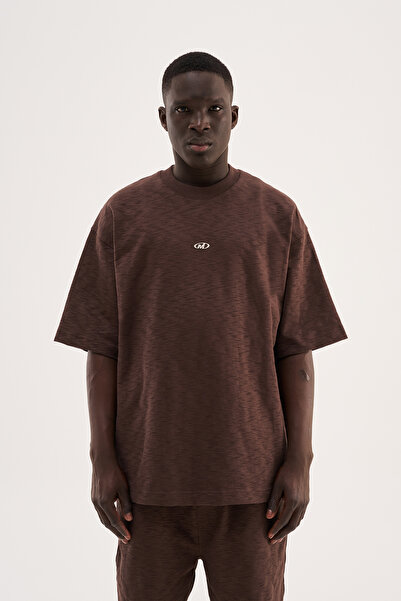 Machinist Tricou oversize jacquard cu etichetă metalică pentru bărbați, maro