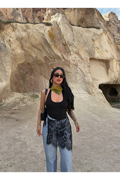 kırmızı butiks Μαύρη Φούστα Παρεό με Δαντέλα