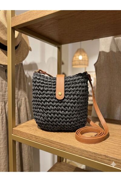 Axesoire NWC-1077 Μαύρη Πλεκτή Χειροποίητη Ψάθινη Τσάντα 24x23 εκ.
