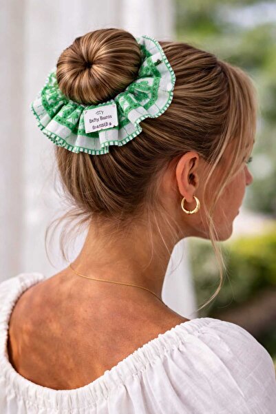 Handmade Betty Bands Green Lace Scrunchie Hair Tie – Stylish Voluminous Hair ...