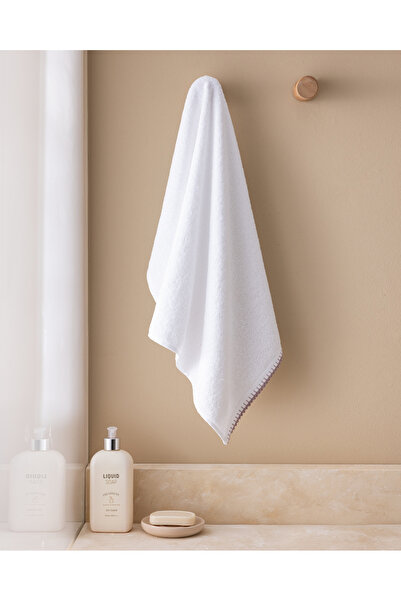 Madame Coco Aveline Crochet 100% Cotton Face Towel - White/Lilac