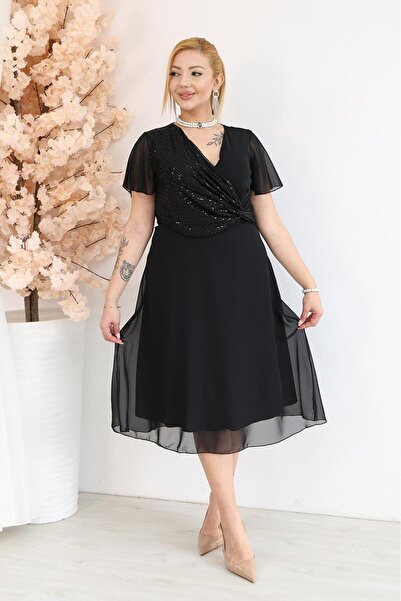 Siyezen Plus Size Chiffon Evening Dress with Twist Detail