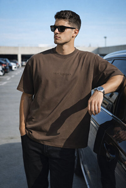 BLUE STREET Men's Oversize T-Shirt – Basic with Minimal “Don'T Look Back” Detail