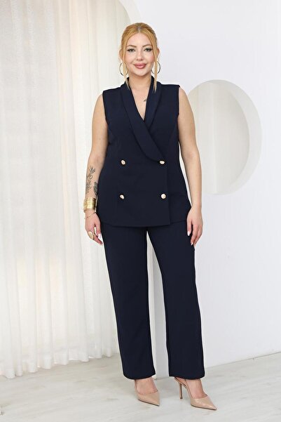 Siyezen Large Size Gold Button Detailed Stylish Suit