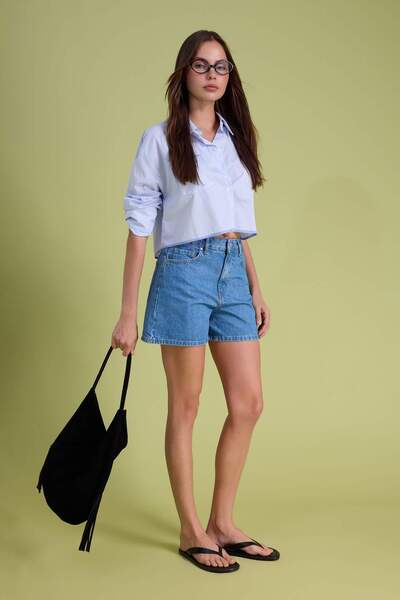 Συλλογή Trendyol Μπλε City Boy 100% βαμβακερό ψηλόμεσο τζιν σορτς TWOSS26SR00170