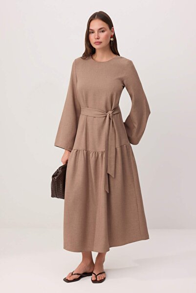 Trendyol Modest Nerzfarbener, ungefütterter, schlicht gewebter Kleid- und Ove...