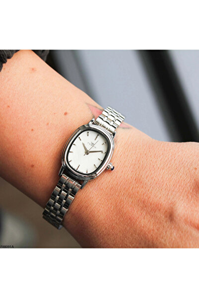 FERRO ساعة يد نسائية بسوار فضي من الفولاذ FM88091A-A ضمان لمدة عامين 3 ATM مق...