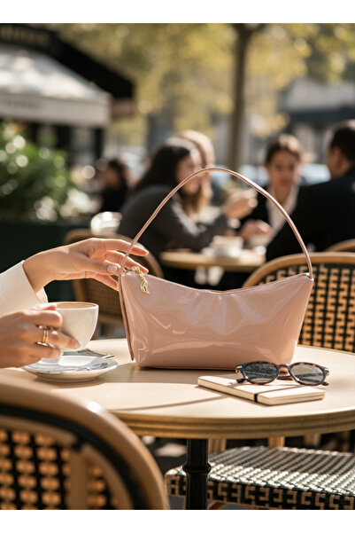 ROYAL LADYS Geantă din piele lacuită – Cataramă aurie, curea reglabilă, căptu...