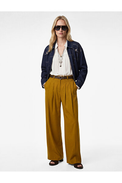 Koton Με λεπτομέρεια ζώνης Με πιέτες Φαρδιά μπατζάκια παντελόνι palazzo